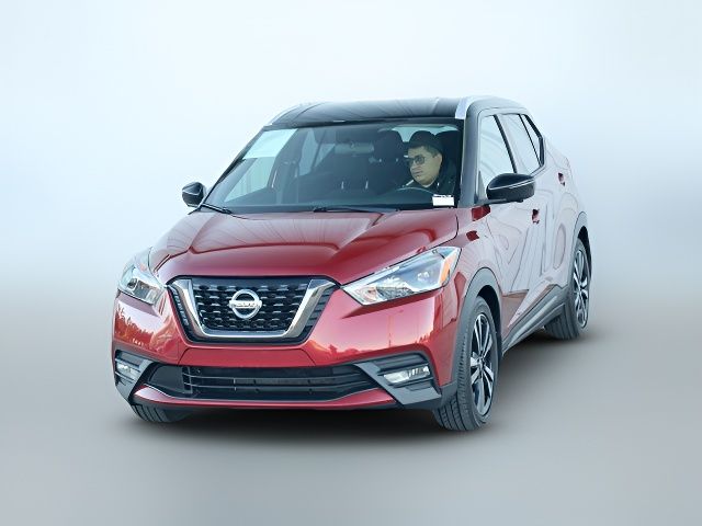 2019 Nissan Kicks SR