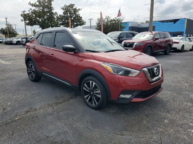 2019 Nissan Kicks SR