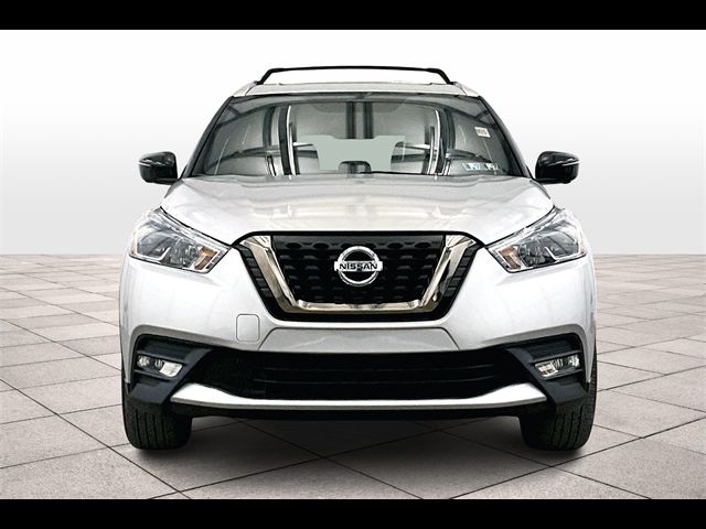 2019 Nissan Kicks SR