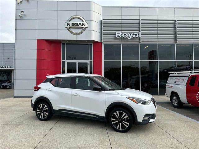 2019 Nissan Kicks SR