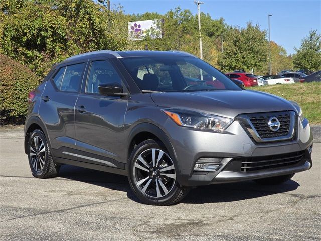 2019 Nissan Kicks SR