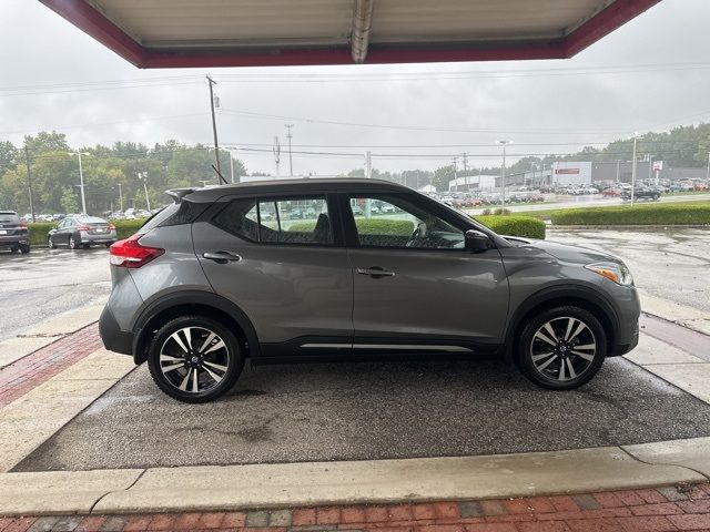 2019 Nissan Kicks SR