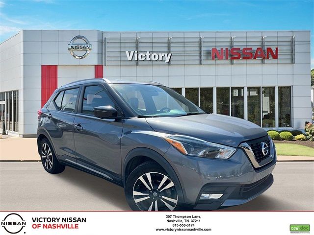 2019 Nissan Kicks SR