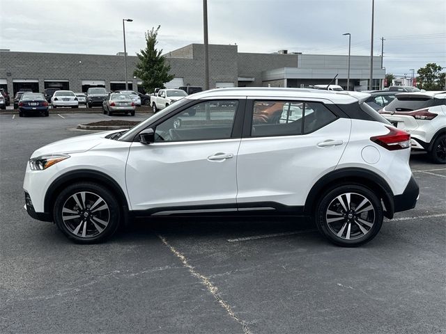 2019 Nissan Kicks SR