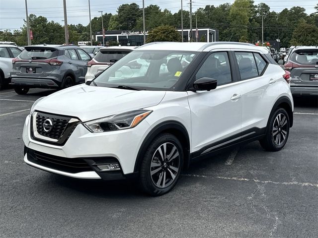 2019 Nissan Kicks SR