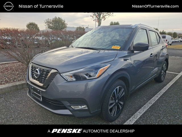 2019 Nissan Kicks SR