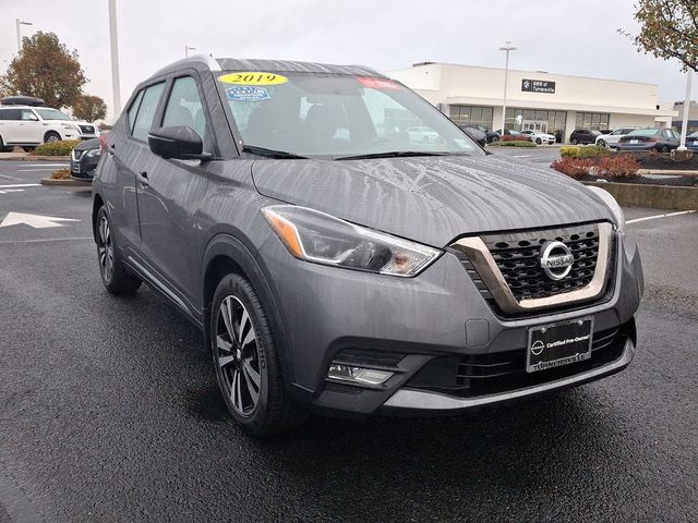 2019 Nissan Kicks SR