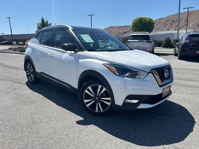 2019 Nissan Kicks SR