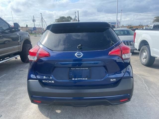 2019 Nissan Kicks SR