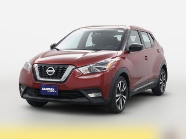 2019 Nissan Kicks SR