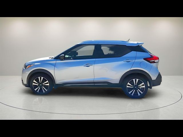 2019 Nissan Kicks SR