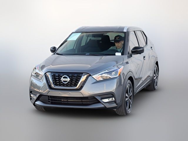 2019 Nissan Kicks SR