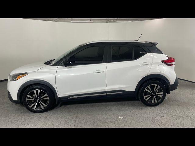 2019 Nissan Kicks SR