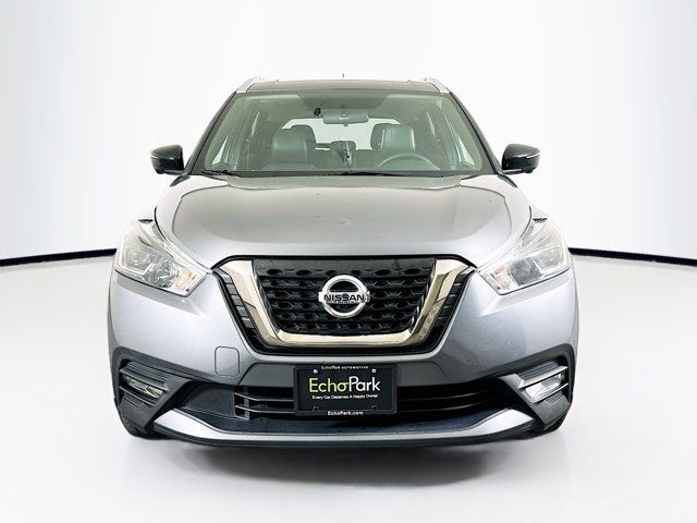 2019 Nissan Kicks SR