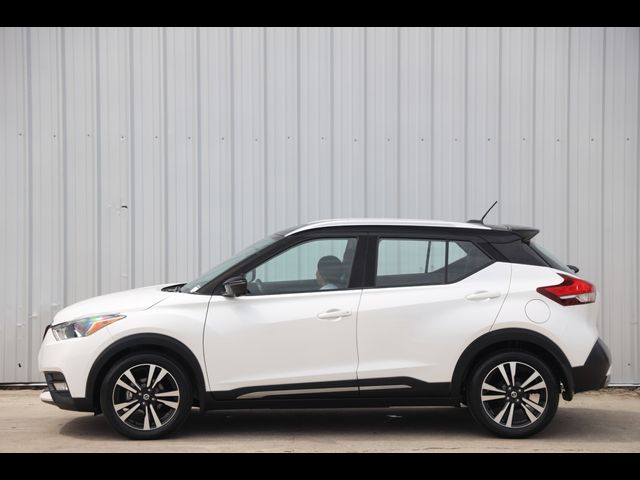 2019 Nissan Kicks SR