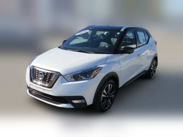 2019 Nissan Kicks SR