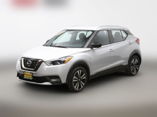 2019 Nissan Kicks SR