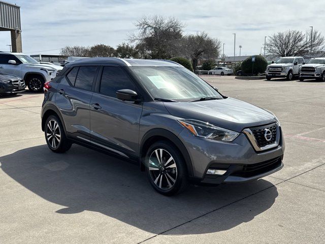 2019 Nissan Kicks SR
