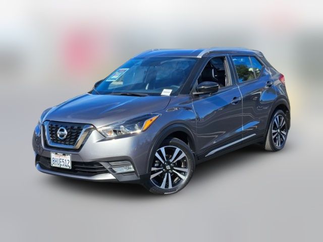 2019 Nissan Kicks SR