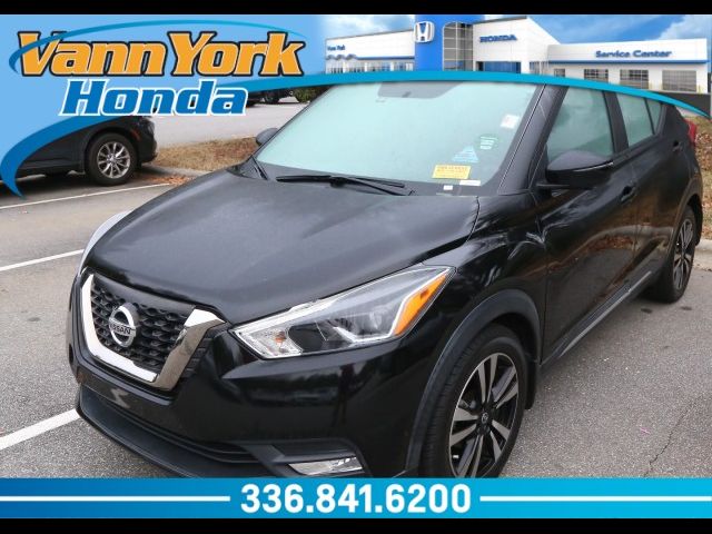 2019 Nissan Kicks SR