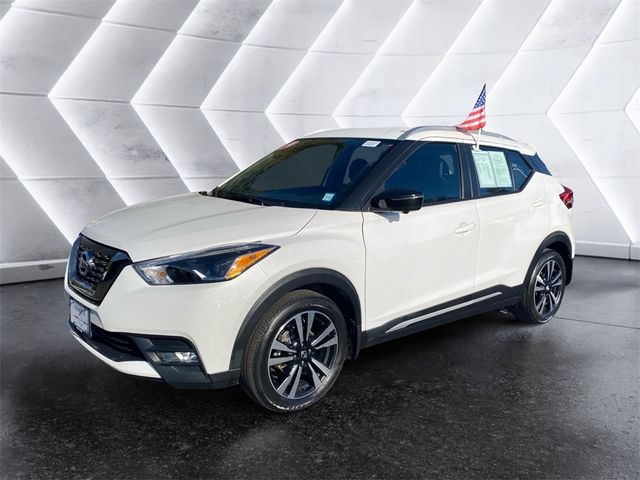 2019 Nissan Kicks SR