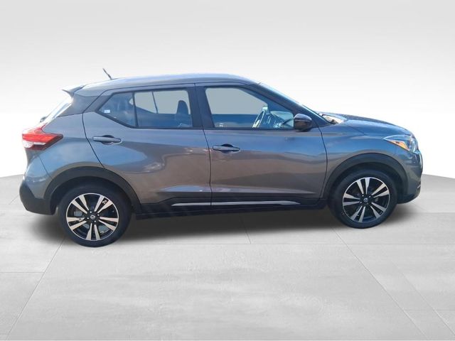 2019 Nissan Kicks SR