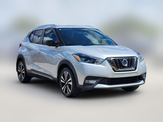 2019 Nissan Kicks SR