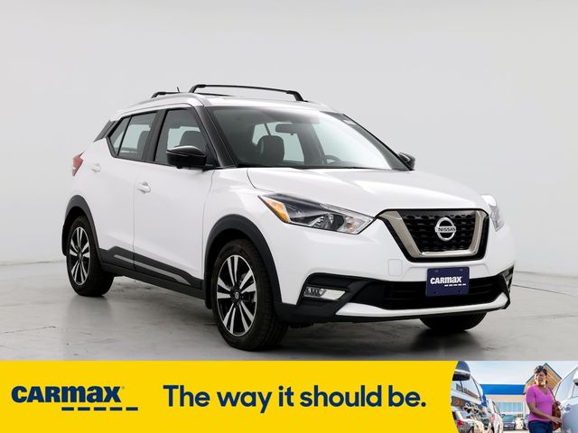 2019 Nissan Kicks SR