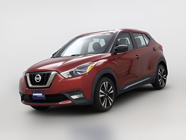 2019 Nissan Kicks SR