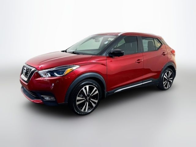 2019 Nissan Kicks SR