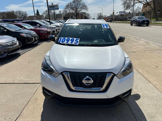 2019 Nissan Kicks SR