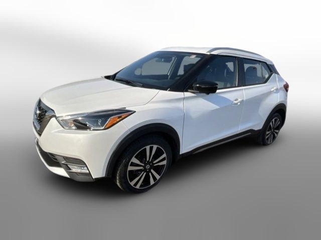 2019 Nissan Kicks SR