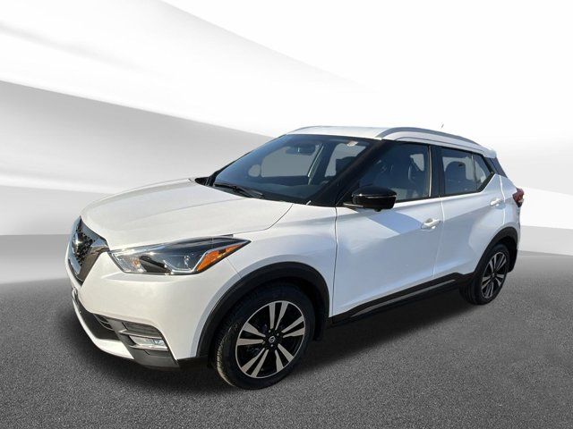 2019 Nissan Kicks SR