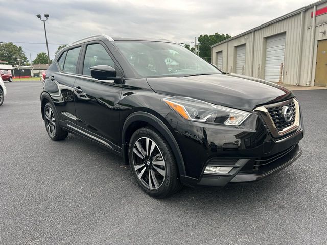 2019 Nissan Kicks SR