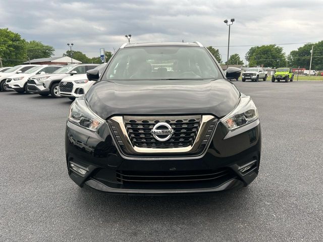 2019 Nissan Kicks SR