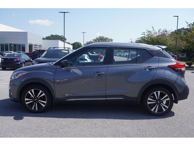 2019 Nissan Kicks SR