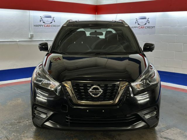 2019 Nissan Kicks SR