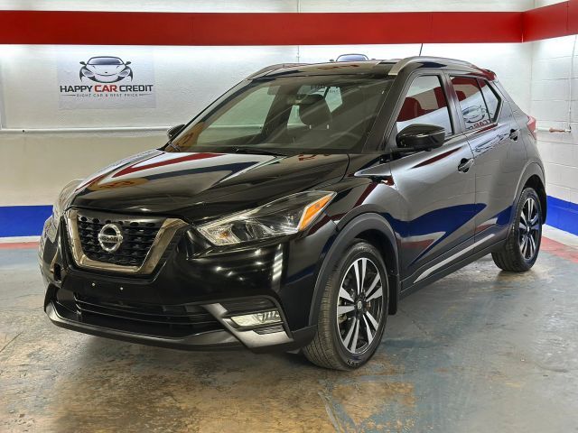 2019 Nissan Kicks SR
