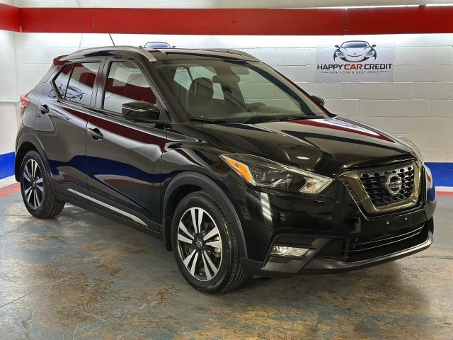 2019 Nissan Kicks SR