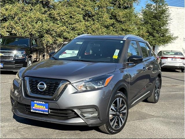 2019 Nissan Kicks SR