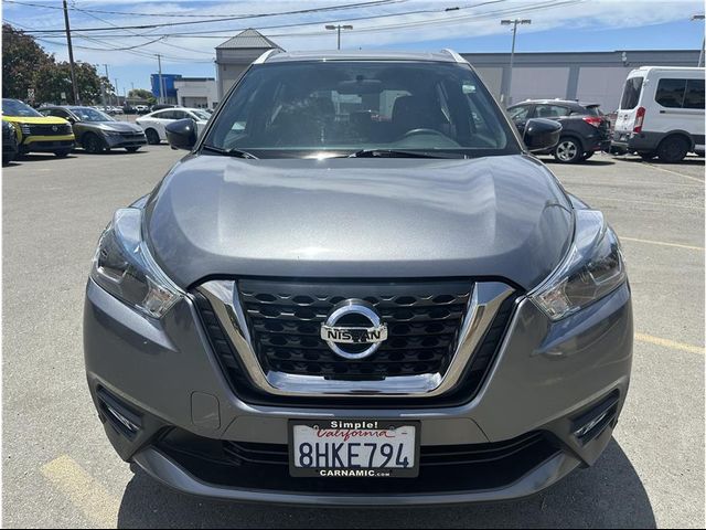 2019 Nissan Kicks SR