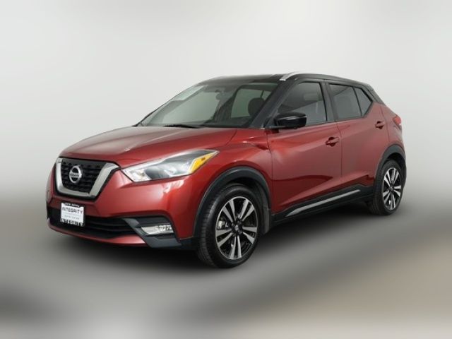 2019 Nissan Kicks SR