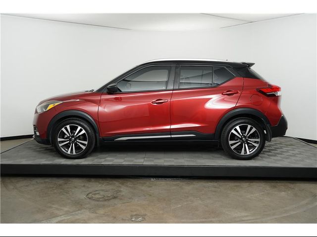 2019 Nissan Kicks SR