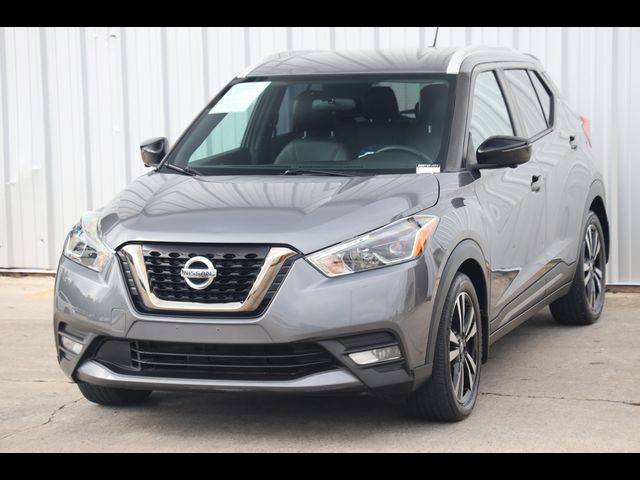 2019 Nissan Kicks SR