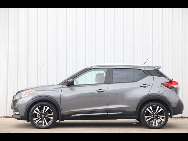 2019 Nissan Kicks SR