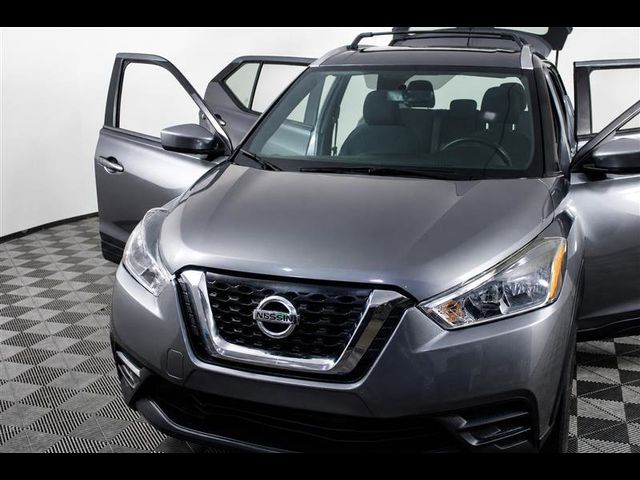 2019 Nissan Kicks SV