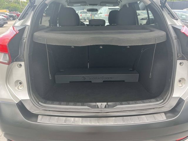 2019 Nissan Kicks SV