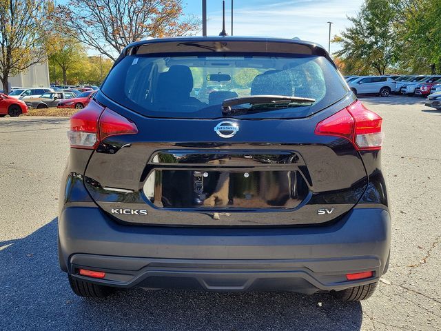 2019 Nissan Kicks SV