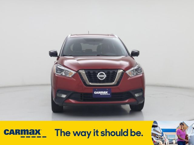 2019 Nissan Kicks SR