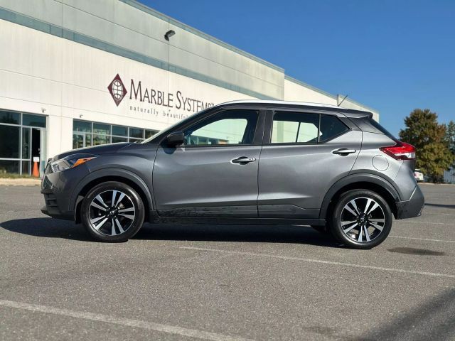 2019 Nissan Kicks SV